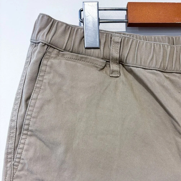 💕5/40$💕 MAAMGIC Beige Bermuda Shorts | Casual Summer Style | Medium • - Picture 2 of 5